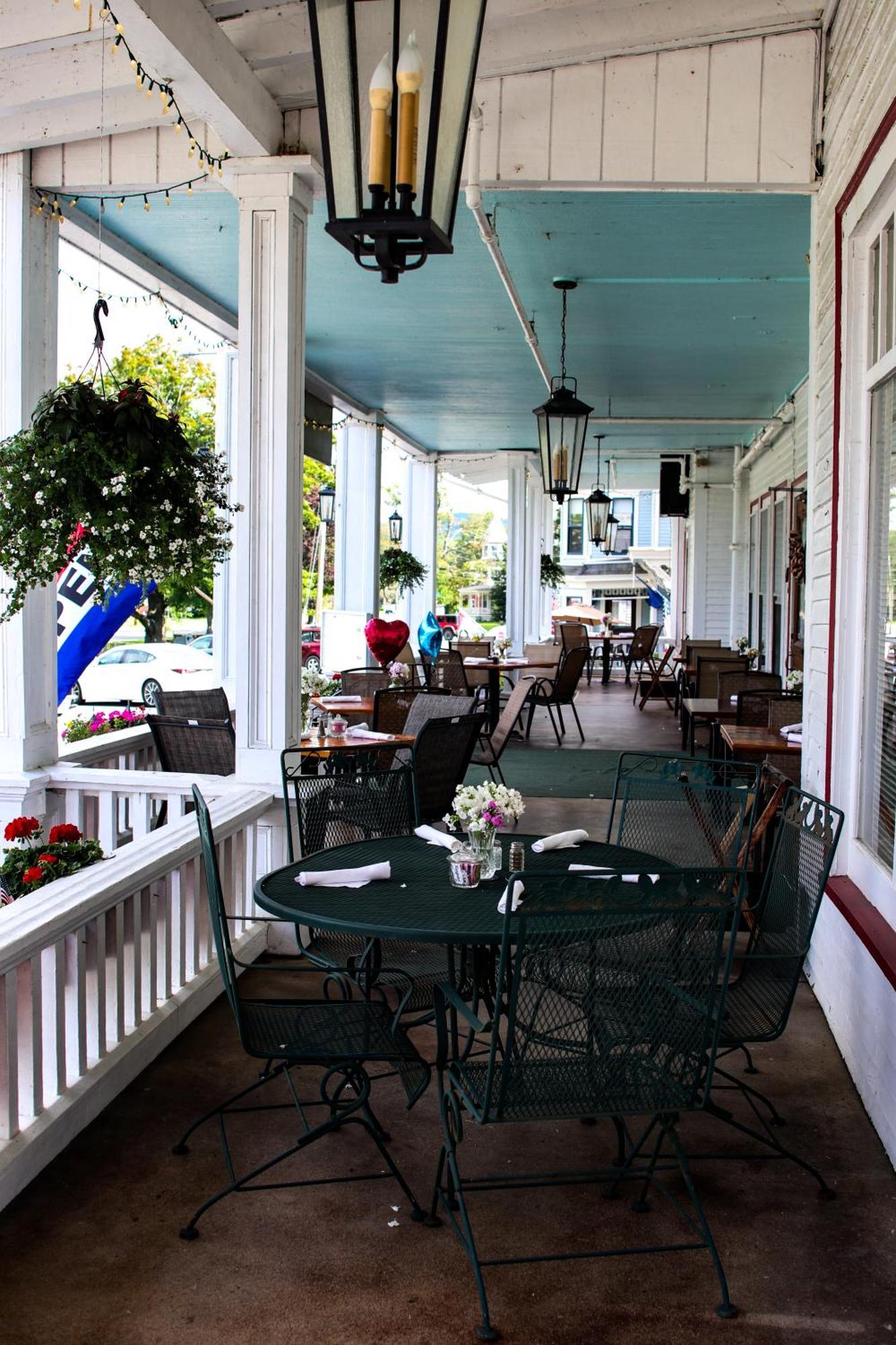 Fullerton Inn & Restaurant Chester Екстер'єр фото